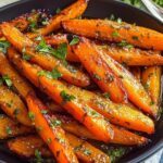 Carottes Rôties au Miel et à l’Ail : Un accompagnement sucré-salé irrésistible 589923522_1380055023852012_4276194144489988776_n